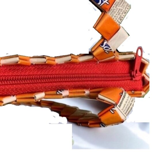 Handcrafted Upcycled Woven Gum Wrappers Shoulder Bag - Picture 4 of 4